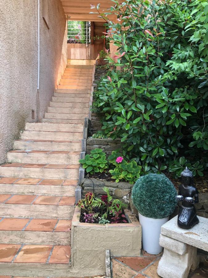 Logement Zen Sur La Colline Aux Mimosas Hyeres Luaran gambar