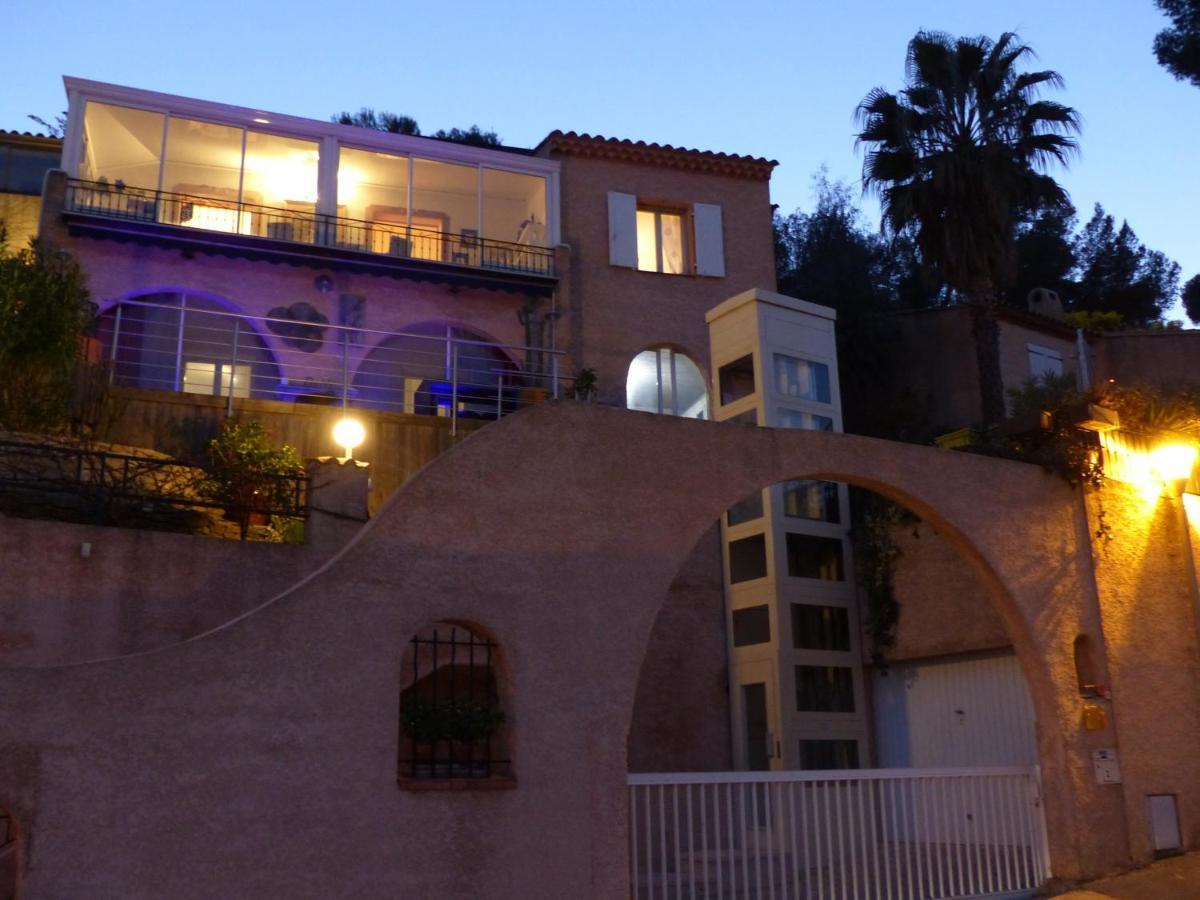 Logement Zen Sur La Colline Aux Mimosas Hyeres Luaran gambar